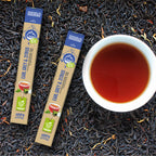 Earl Grey Tee mit getrockneten Teeblättern